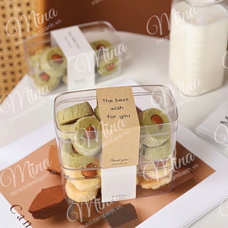 Hộp nhựa mica cứng Oval LC1267 đựng bánh quy, bánh Mousse,…