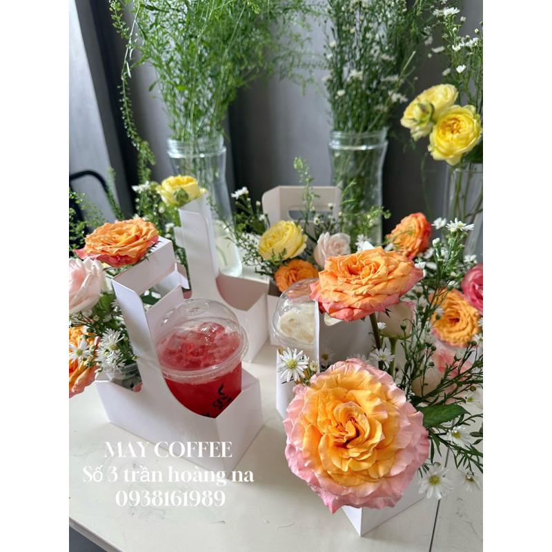 Túi giấy 2 ngăn đựng hoa và cà phê màu trắng, dùng làm quà tặng có thể ghép thành 4 ngăn