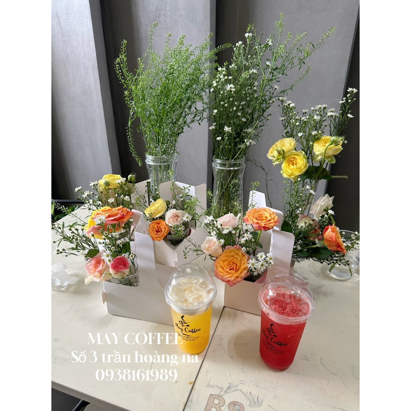 Túi giấy 2 ngăn đựng hoa và cà phê màu trắng, dùng làm quà tặng có thể ghép thành 4 ngăn