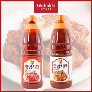 Sốt gà chiên Chungwoo chai lớn 2.1kg dành cho nhà hàng, quán ăn