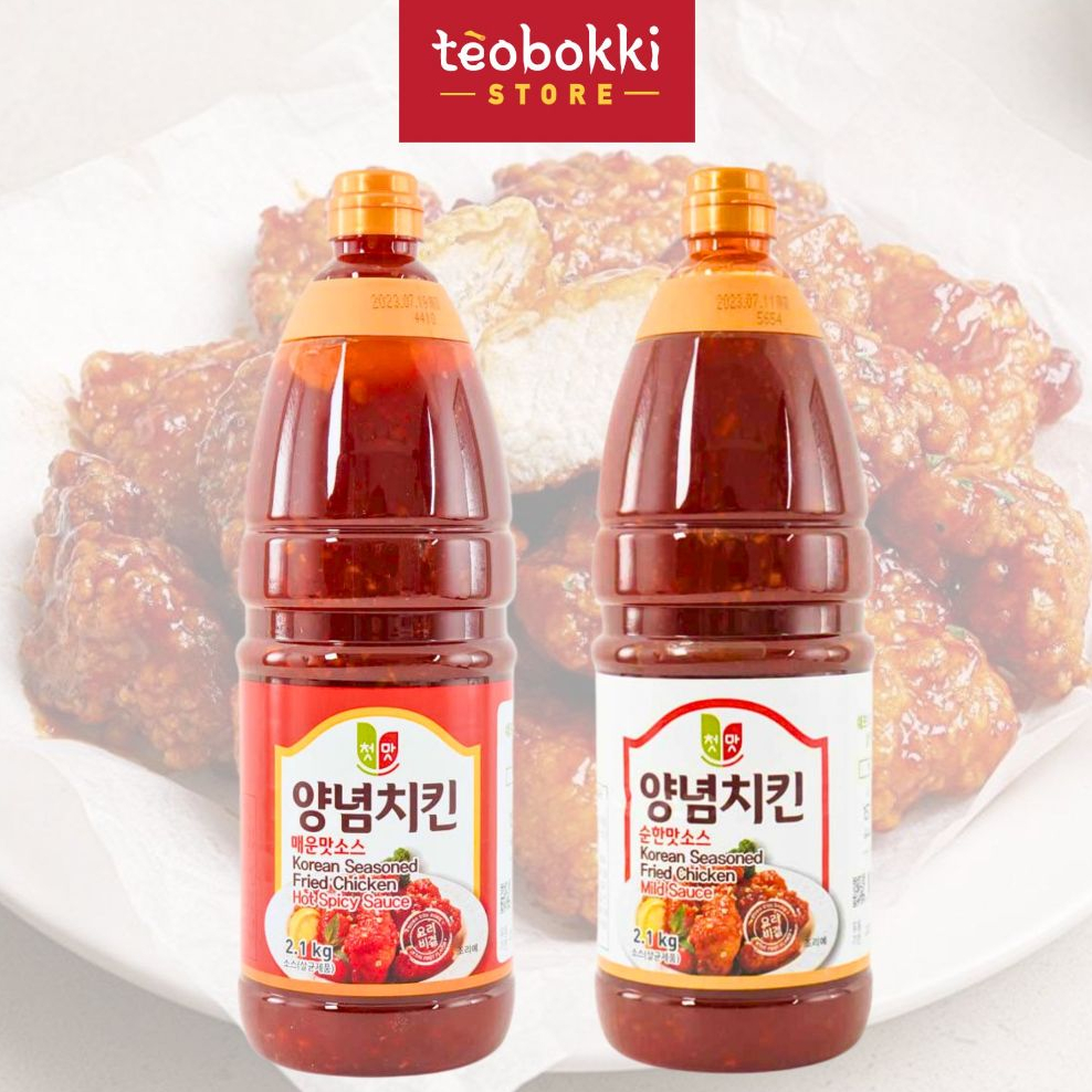 Sốt gà chiên Hàn Quốc Chungwoo (vị cay, vị ngọt) chai lớn 2.1kg dành cho nhà hàng, quán ăn