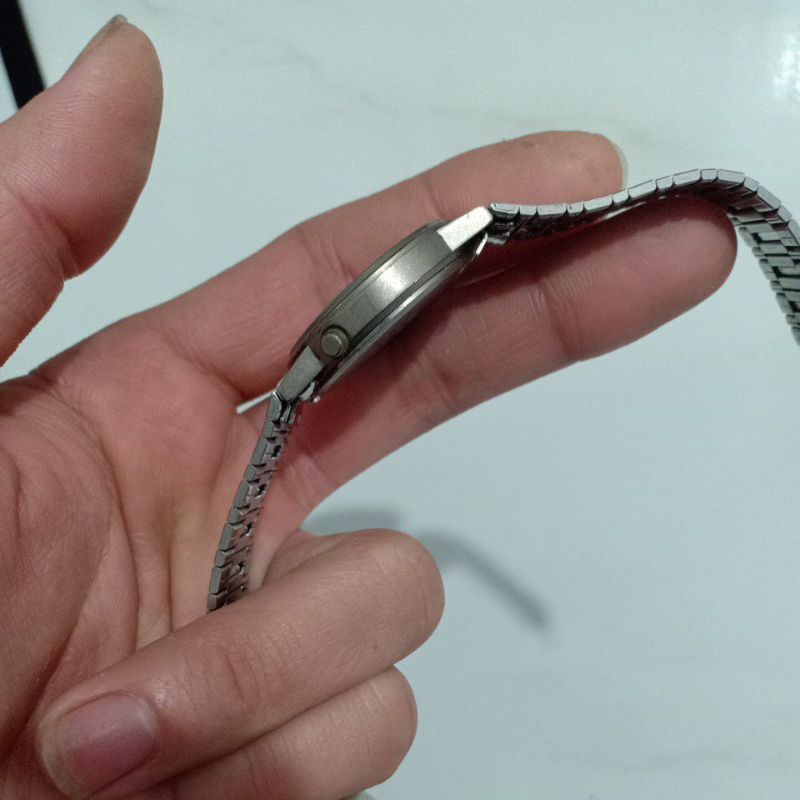 Đồng hồ nam nữ si nhật hiệu VINCENT titanium