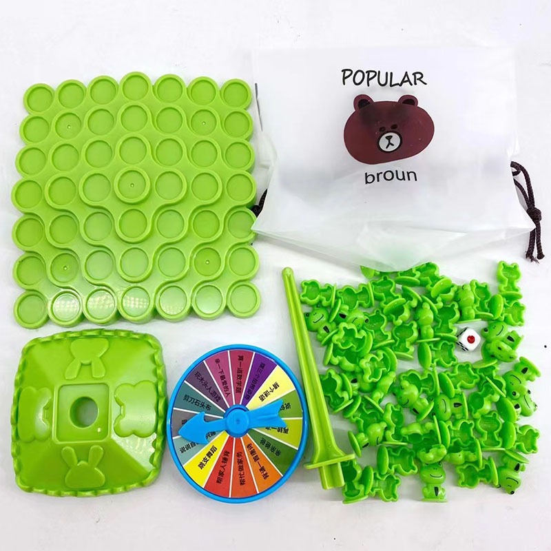 Combo đồ chơi hội nhóm đâm hải tặc 24 kiếm + cây thăng bằng con ếch, đồ chơi xả stress hội nhóm