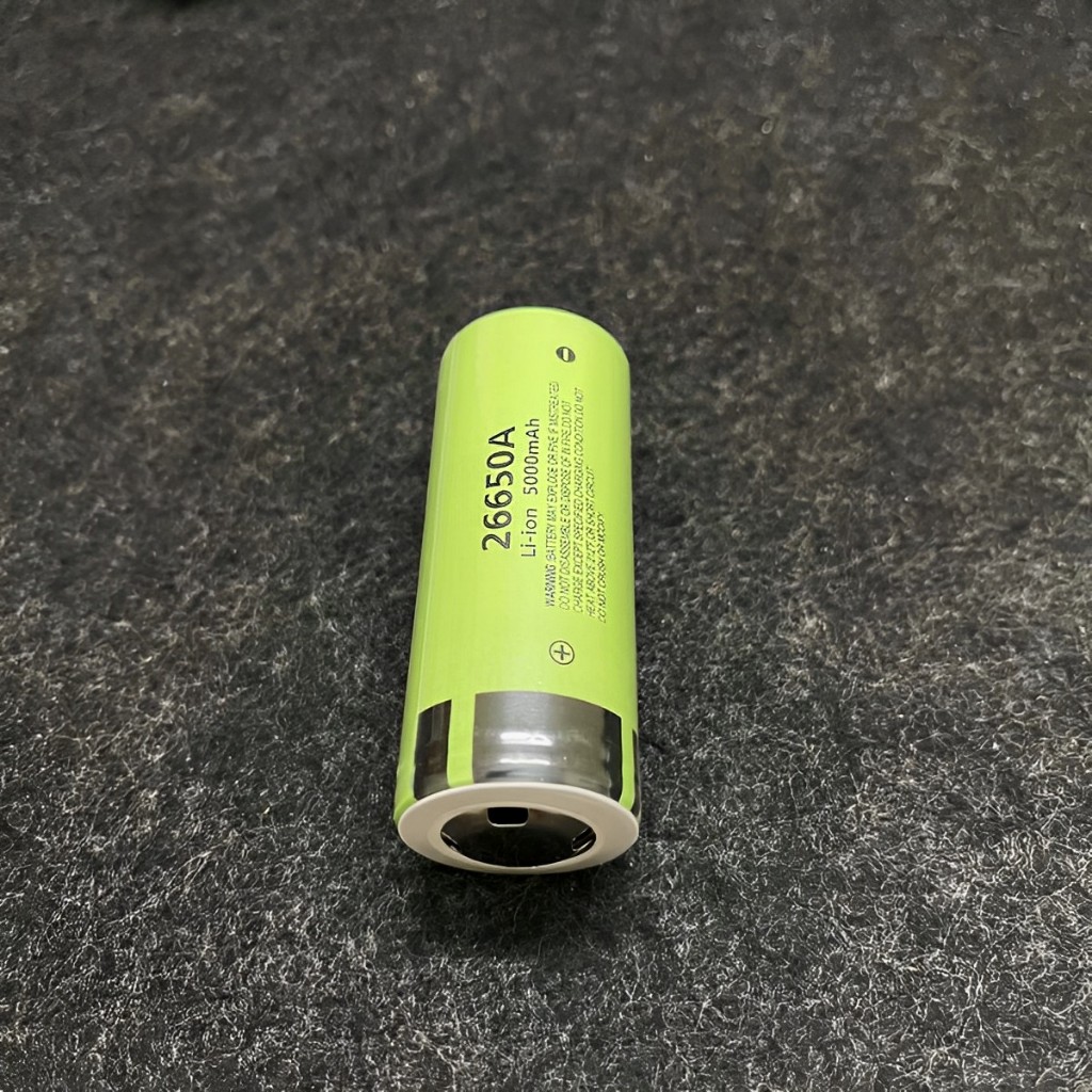 Pin 26650 5000mAh  Pin đèn siêu sáng , đóng máy khoan , máy mài