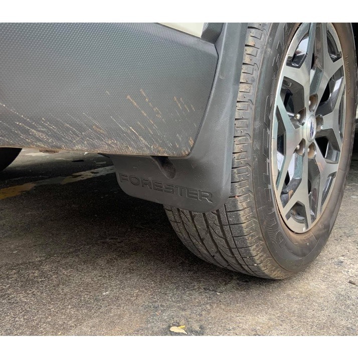 Chắn bùn 4 bánh xe Subaru Forester 2019-2023 có logo dập nổi