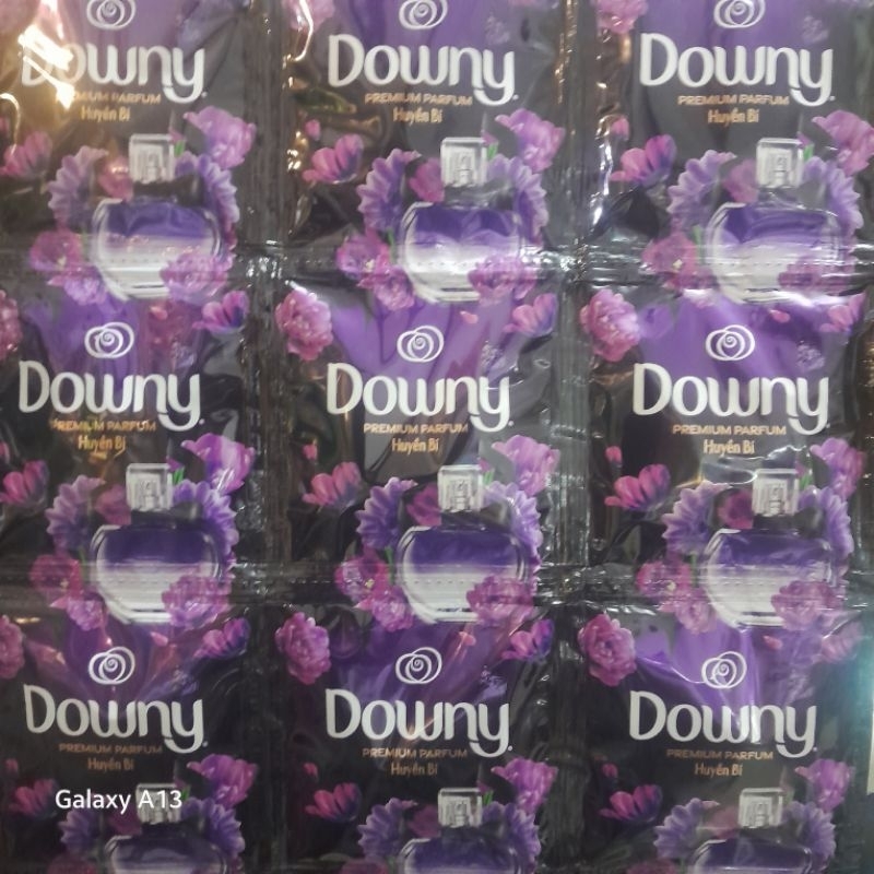 DÂY 10 GÓI NƯỚC XẢ QUẦN ÁO ĐẬM ĐẶC DOWNY TÍM HƯƠNG HUYỀN BÍ