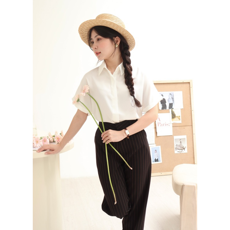 LIN CLOSET  Sơ mi công sở Tay ngắn LIN - BTS 2023