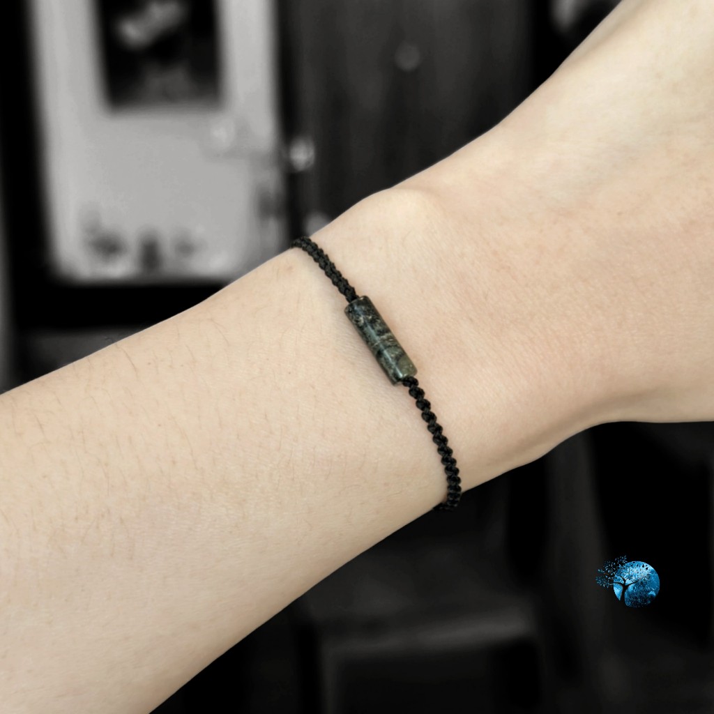 Vòng tay tết dây lu thống đá kambaba jasper 4x13mm