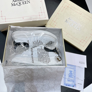 Giày sneaker MCQueen nam nữ