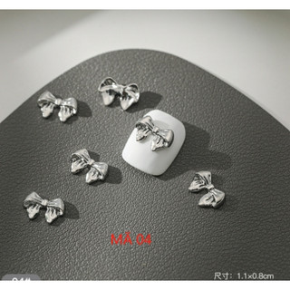 Lẻ 1 cái charm mã 04