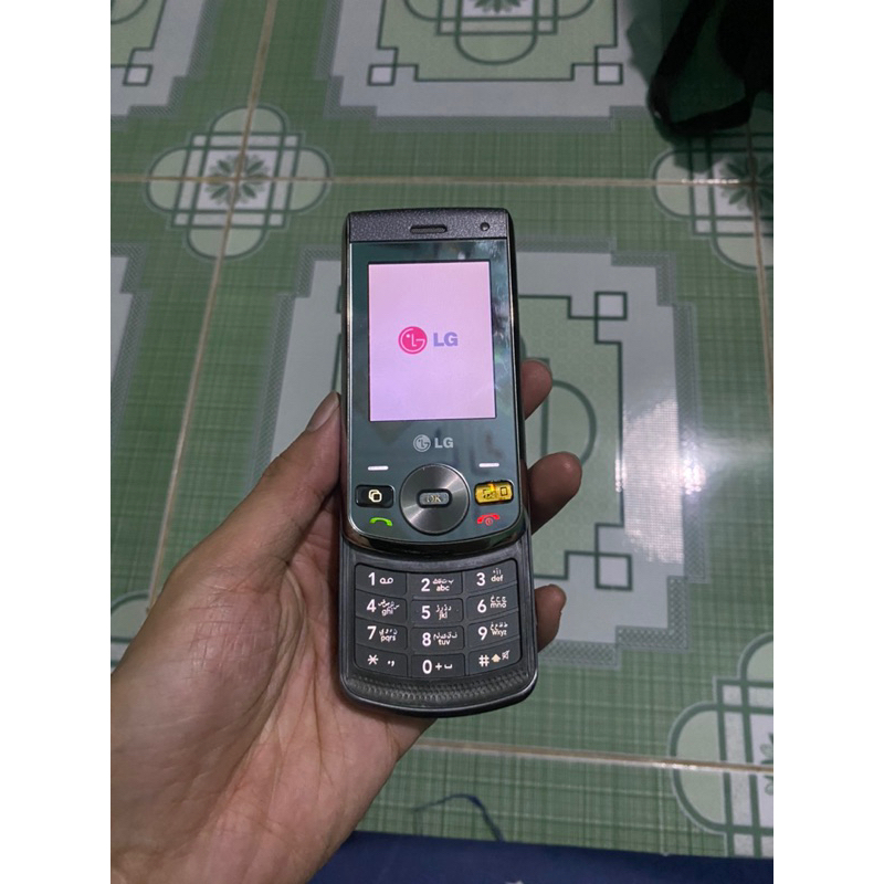 Điện thoại LG GD330 zin