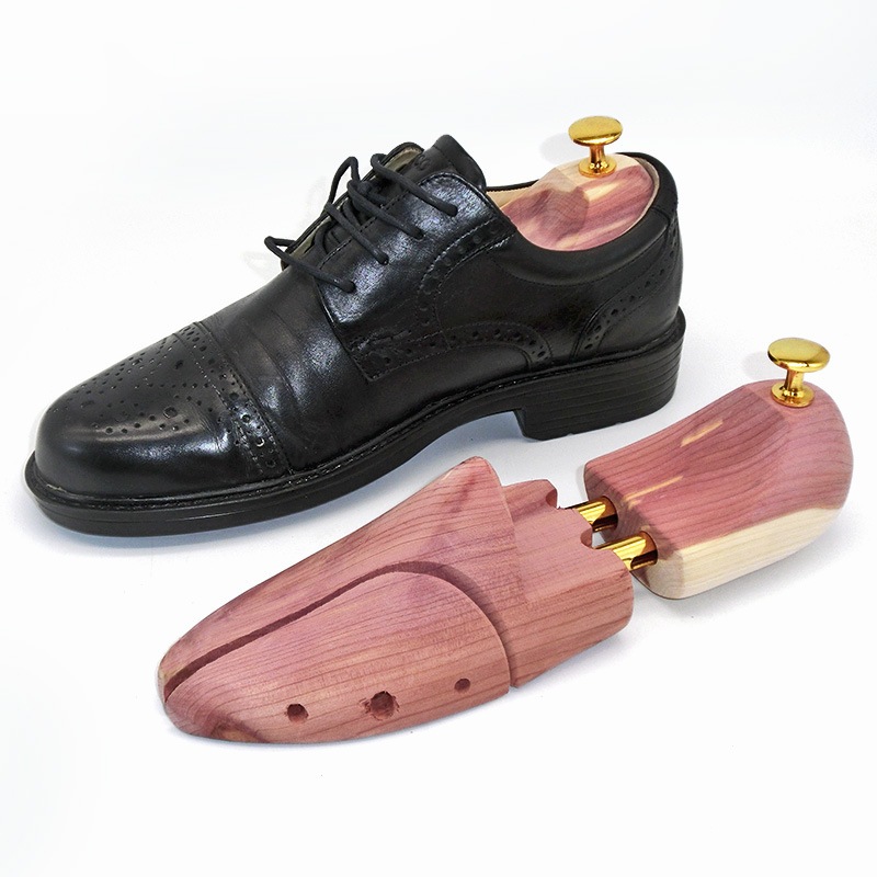 - Cây giữ form giày chất liệu gỗ tuyết tùng đỏ shoe tree cao cấp