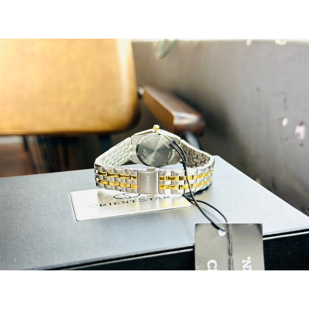 Đồng hồ nữ dây thép Citizen Eco Drive EW2299-50A