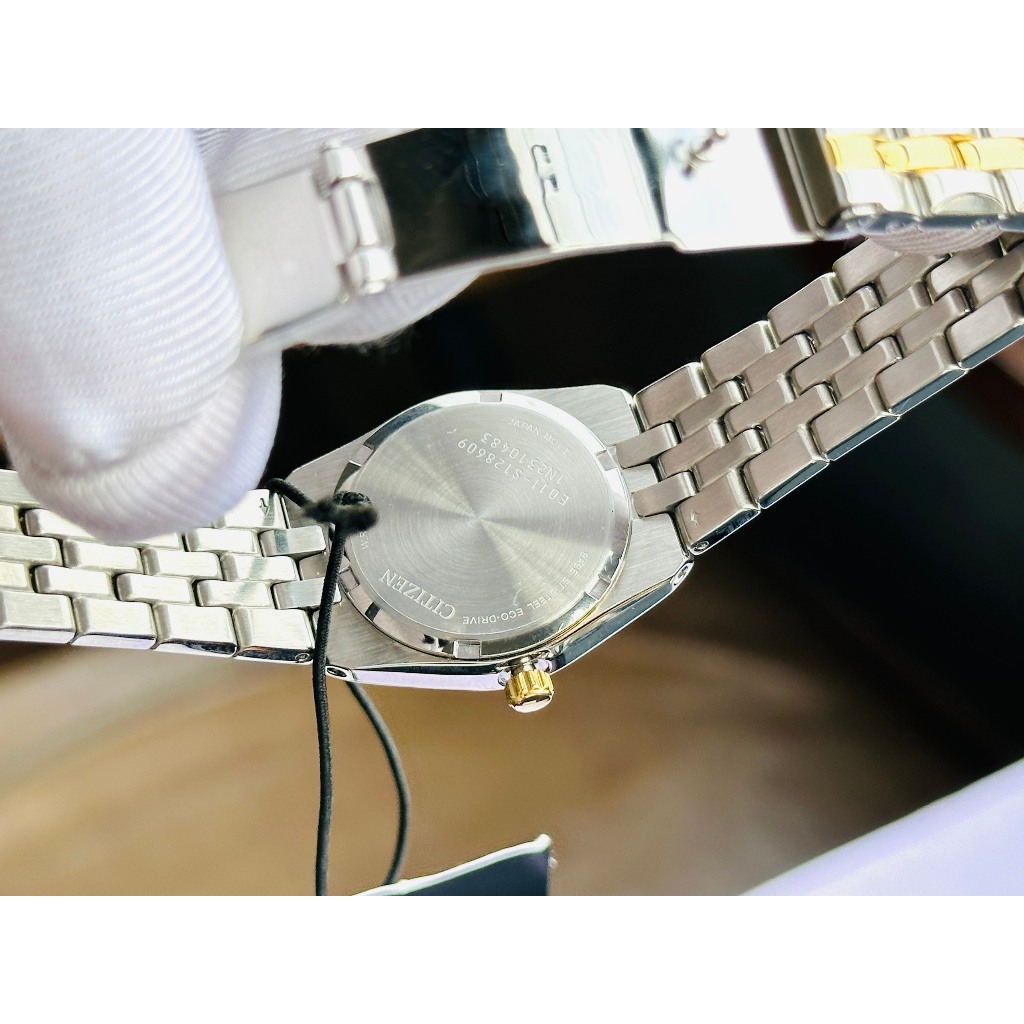 Đồng hồ nữ dây thép Citizen Eco Drive EW2299-50A