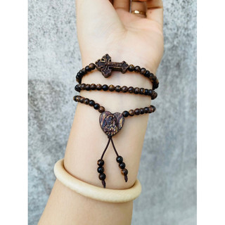 Chuỗi trầm hương sánh chìm mix charm Thánh giá và Đức Mẹ Maria