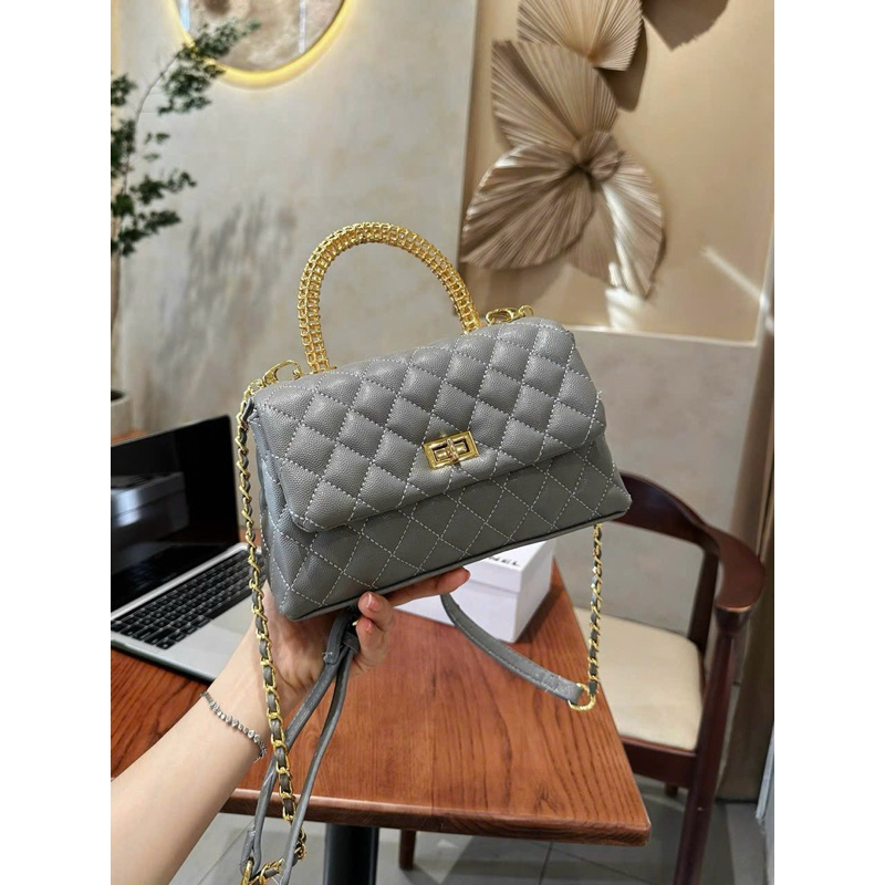 Túi coco đeo chéo cầm tay da sần