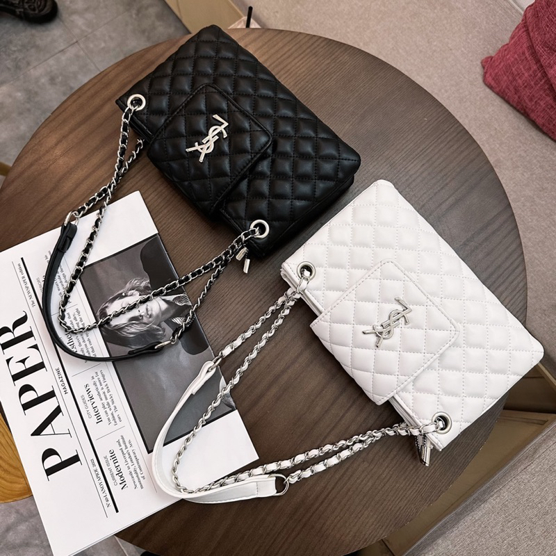 Túi đeo chéo đeo vai trần ô size 23 tag bạc mẫu mới hàng đẹp