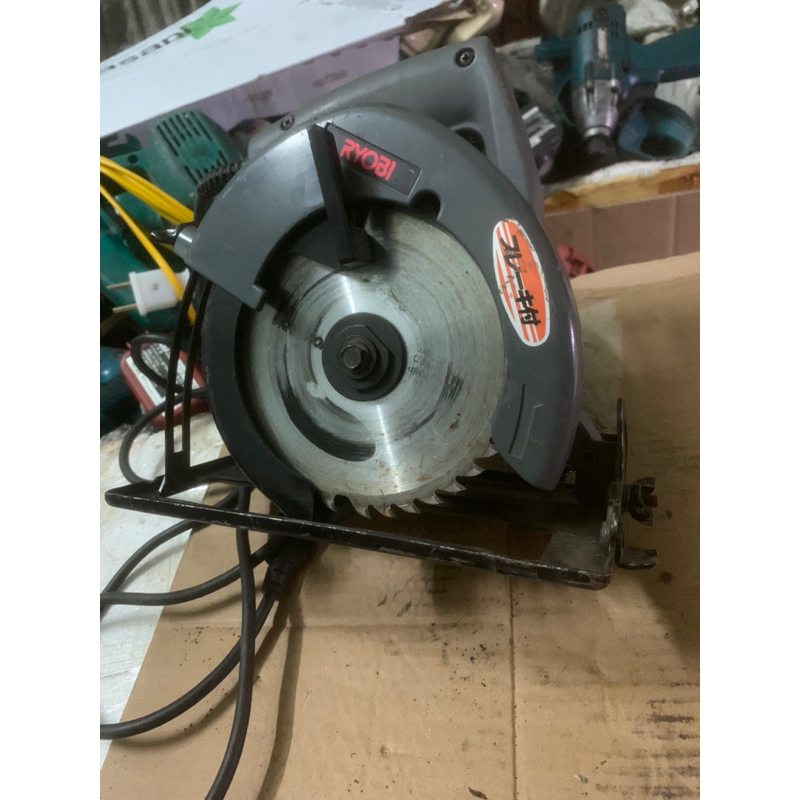 Cưa gỗ, cưa đĩa RYOBI nhật bãi lưỡi 140mm sử dụng điện 220v