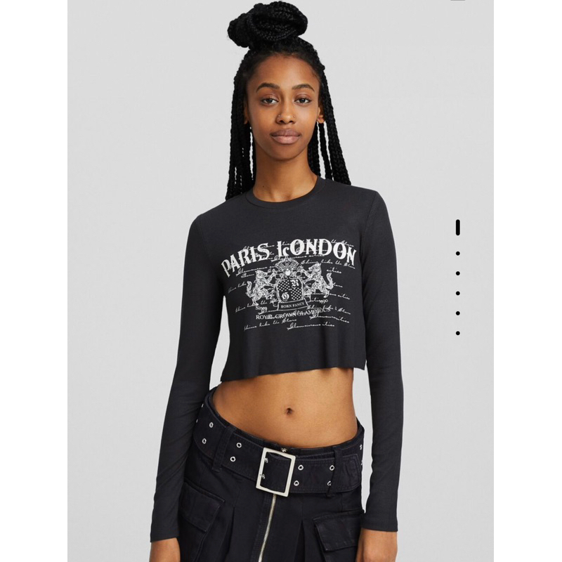 Áo thun croptop Bershka Authentic