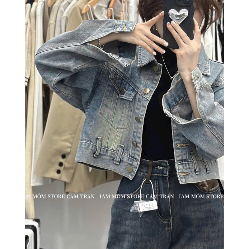 Áo khoác bò nữ dáng croptop thiết kế trẻ trung