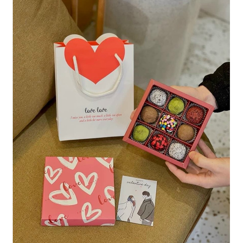 Vỏ Hộp Socola Valentine 18 Viên 14-2