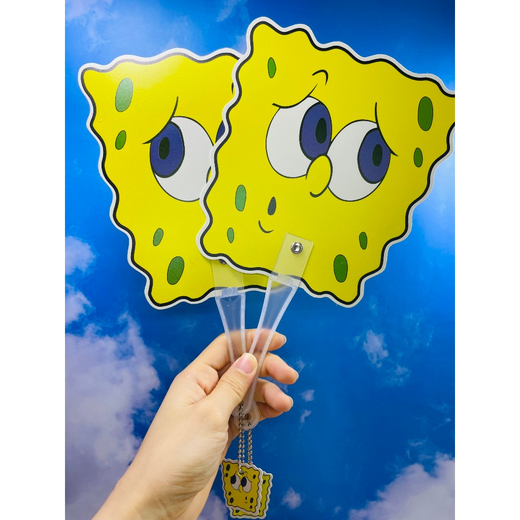 Quạt Cầm Tay Gấu Dâu, Quạt Nhựa Cầm Tay Hoạt Hình Dễ Thương, Quạt Black Pink, Quạt Mo Thơm, Quạt Đôrêmon