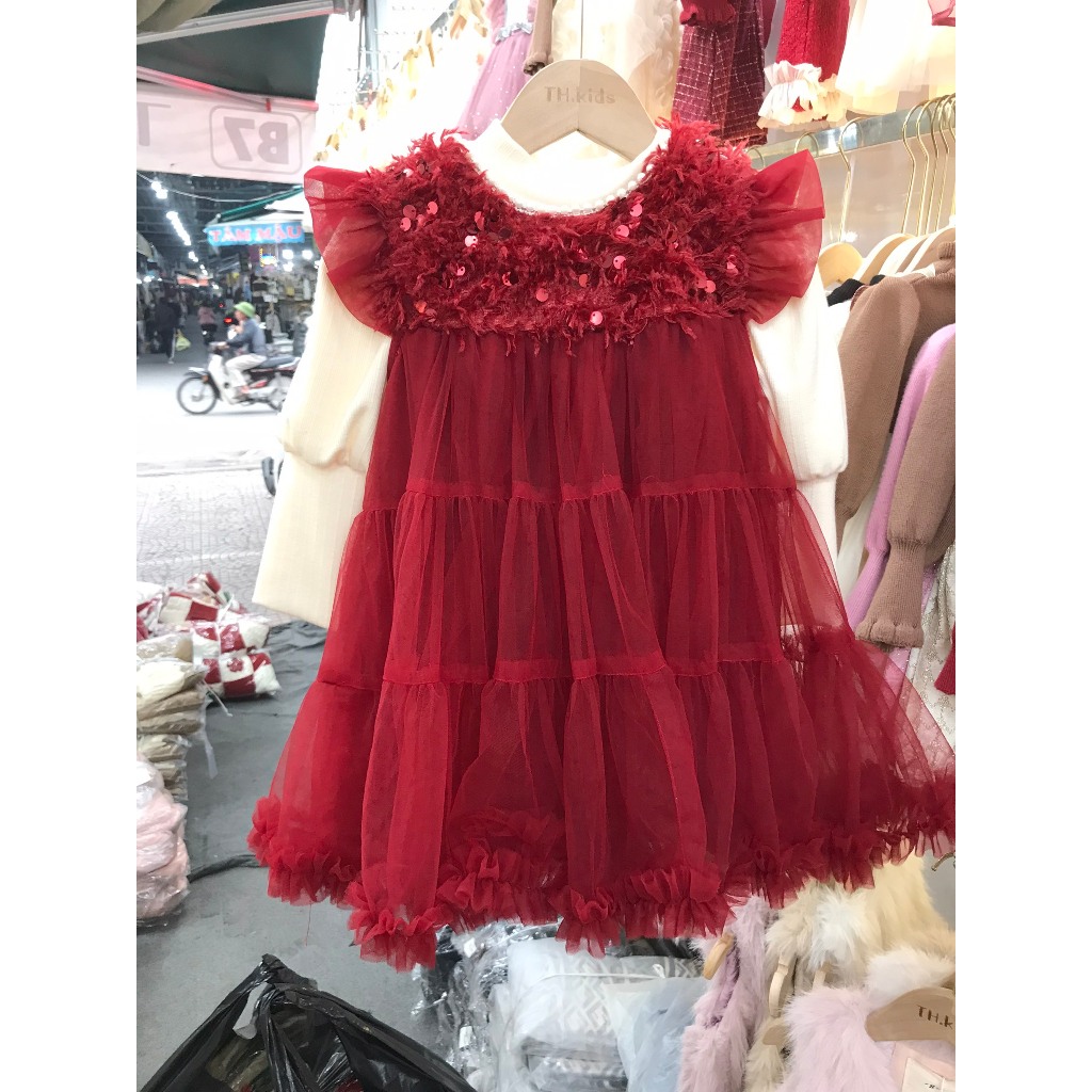 Váy công chúa màu đỏ siêu xinh