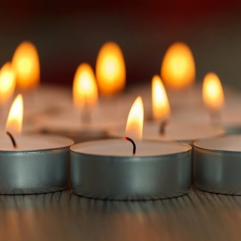 Set nến viên Tealight nhiều màu sắc set 10 nến cầu hôn lãng mạn tiệc cưới trang trí nhà cửa Relaxcandle