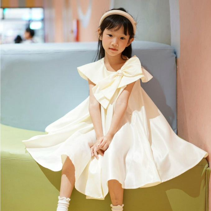 Váy xinh cho bé gái Sora.bébé Ivy Cream Dress chất liệu tafta cao cấp phối nơ bản to