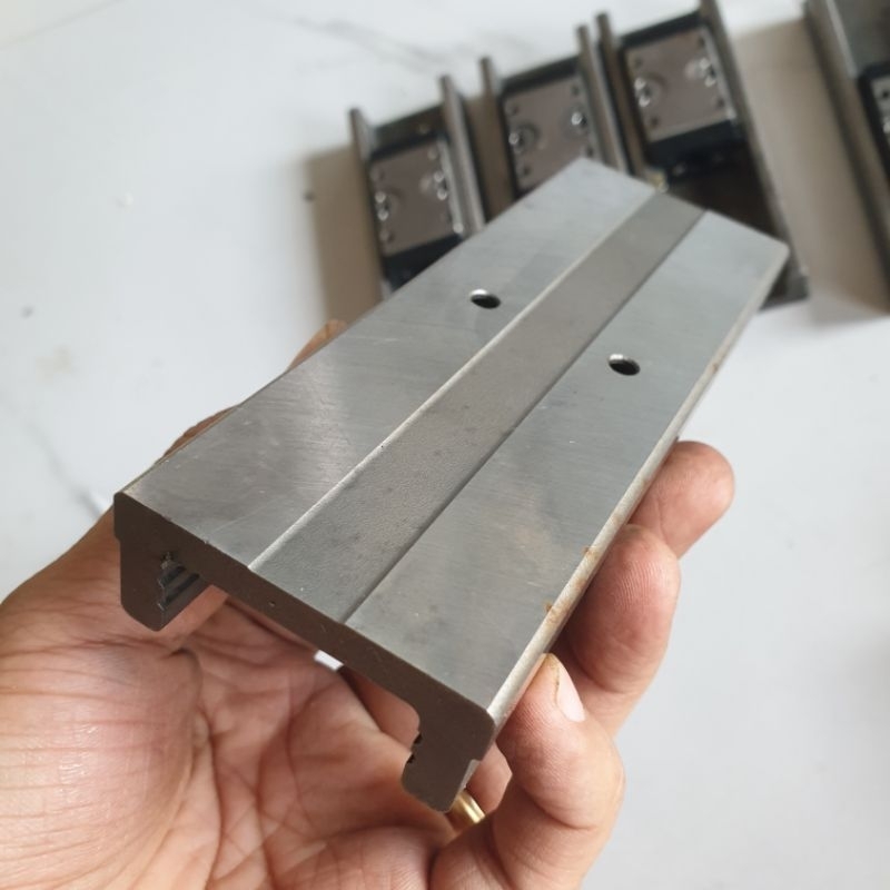 Ray trượt tháo combo dài 140 hành trình 80mm chế hàn gọt cell pin bàn xy