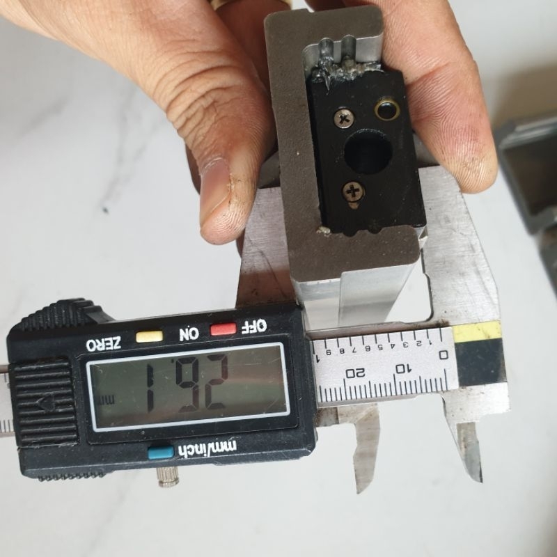 Ray trượt tháo combo dài 140 hành trình 80mm chế hàn gọt cell pin bàn xy