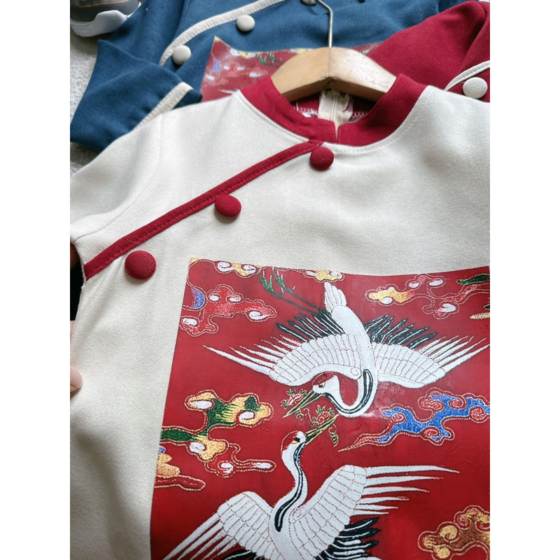 Áo dài cách tân tết nhung lì hình hạc - rồng cho bé trai