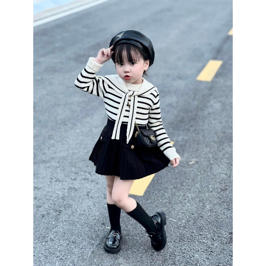 Set bộ Len tăm phối chân váy đen thiết kế, set váy thủy thủ bé gái