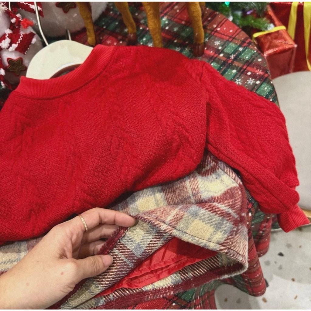 Set Dạ Đỏ phối Áo Len Thừng dáng dài, set váy bé gái mặc tết