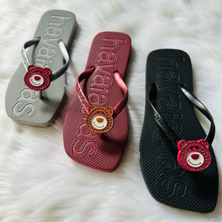 Dép xốp Thái, dép kẹp nữ mũi vuông in dập nổi 3D đính Charm gấu dâu 🐻siêu hot 2024