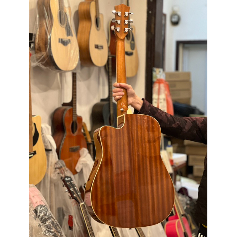 Guitar Yamaha F3000 màu sơn bóng