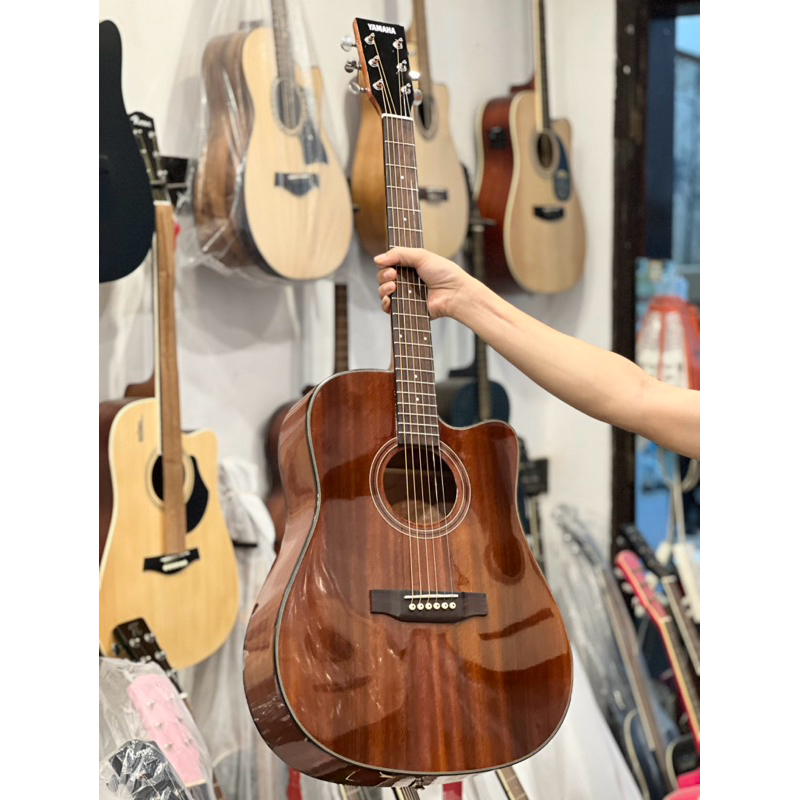 Guitar Yamaha F3000 màu sơn bóng