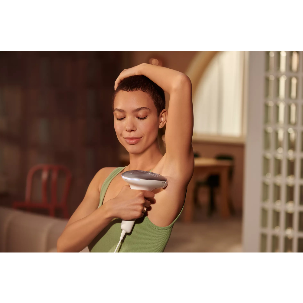 MÁY TRIỆT LÔNG PHILIPS LUMEA IPL 7000 BRI923 ,BẢO HÀNH 12 THÁNG