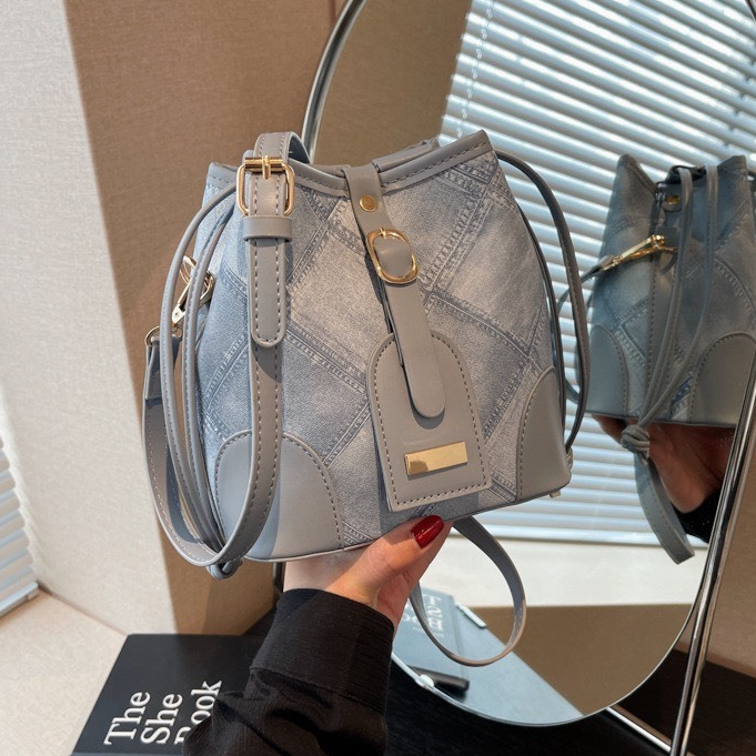 Faya - Túi xách T2088 dây rút hoạ tiết jean trẻ trung