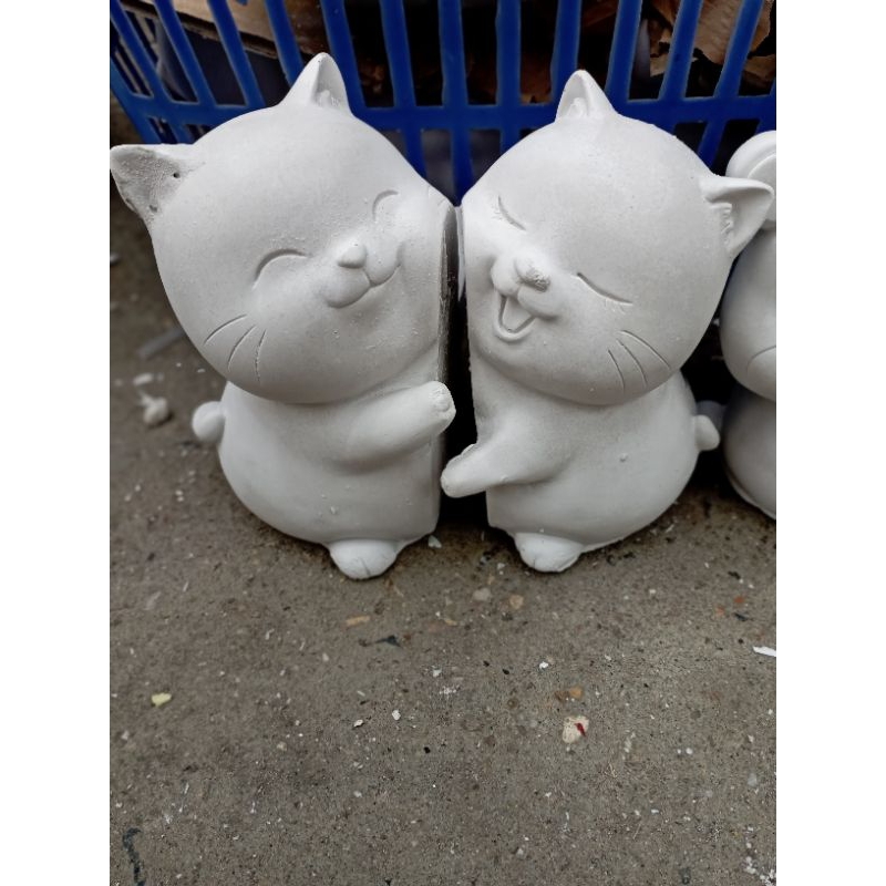 Tượng tô màu cặp đôi