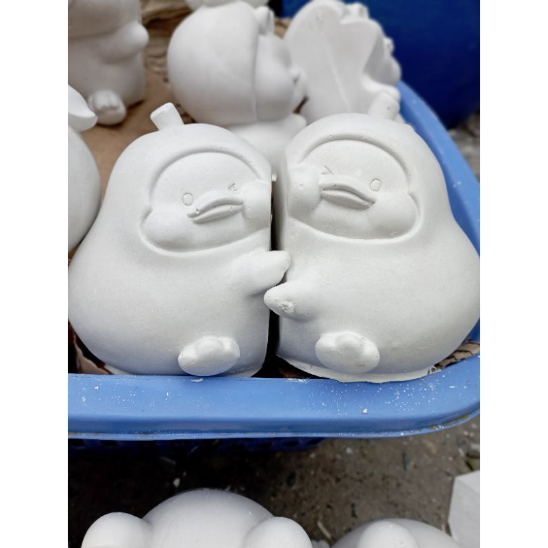 Tượng tô màu cặp đôi