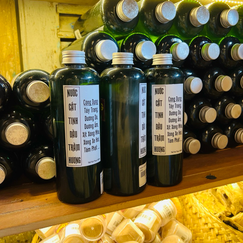 NƯỚC CẤT TỪ TINH DẦU TRẦM HƯƠNG •BAO SÁI BÀN THỜ, LAU TƯỢNG PHẬT , LAU BAN THỜ •MAMY GOLD