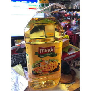 Dầu ăn  thực vật  FREDA 2 lít .
