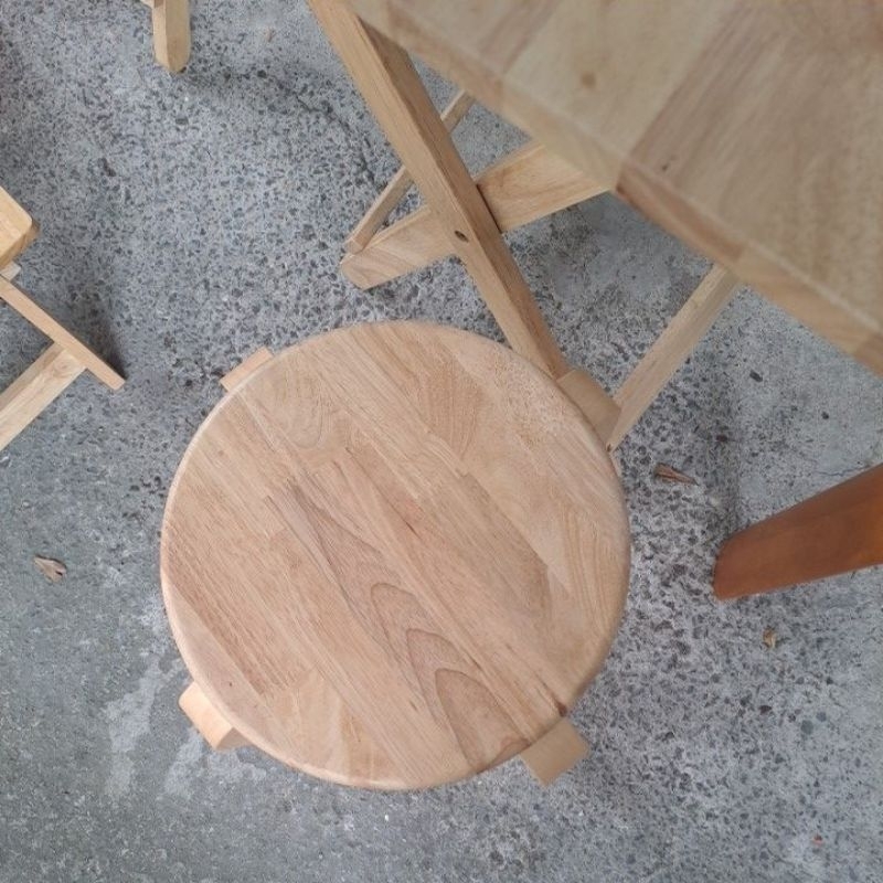 Ghế ngồi cao 43cm