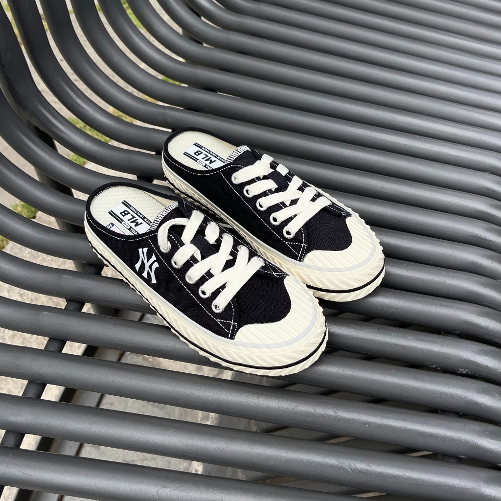 Giày MLB Playball Origin Mule màu đen phản quang, sục nữ MLB logo NY chính hãng