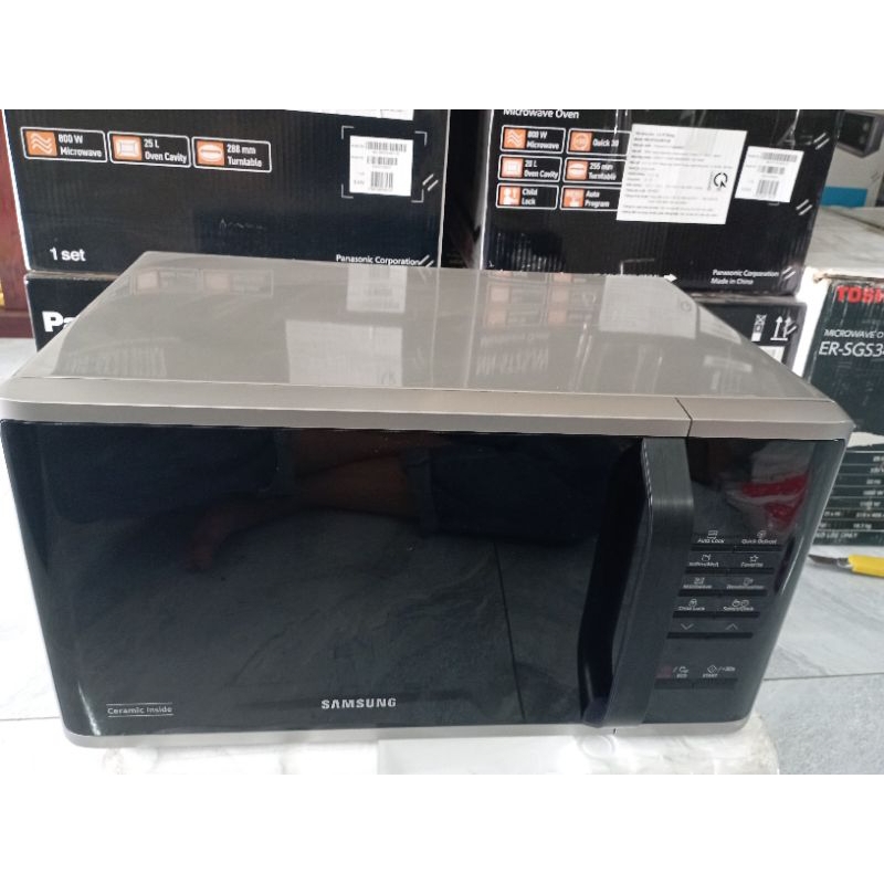 Lò vi sóng Samsung MS23K3513AS/SV-N 23 lít - Hàng trưng bày chính hãng