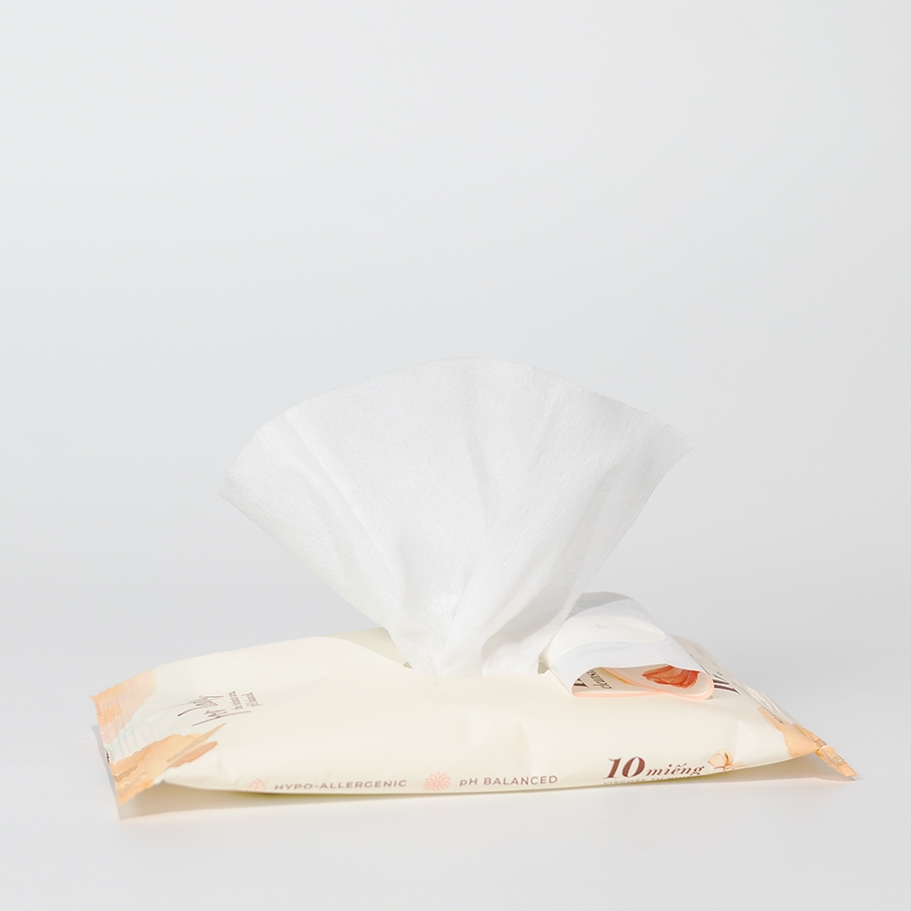 Khăn giấy ướt phụ khoa EcoWipes gói 10 tờ vệ sinh vùng kín phụ nữ hương Daisy size 15x20cm nhỏ gọn dễ bỏ túi