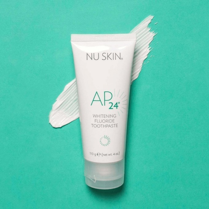 Kem đánh răng trắng sáng AP24 Nuskin Whiteing Flouride Toothpaste 110g trắng sáng hết hôi miệng ngừa sâu răng