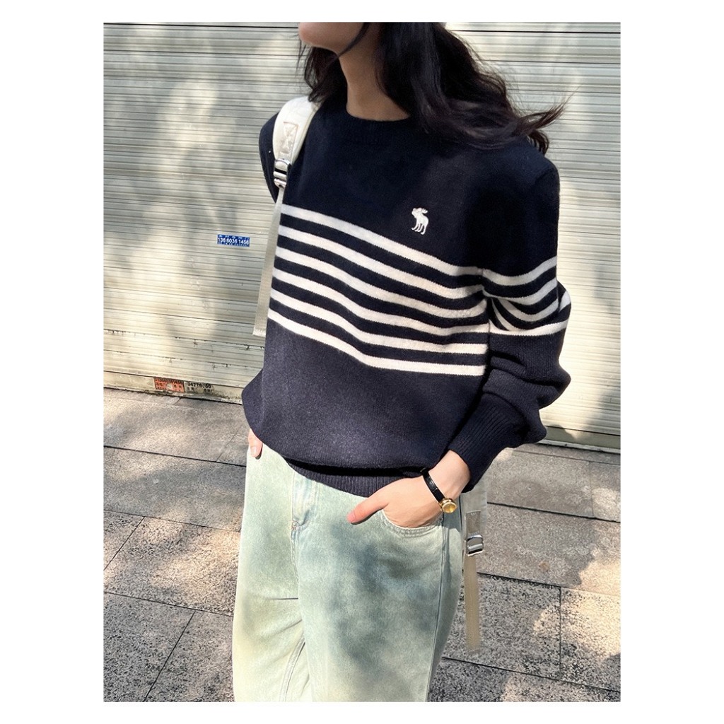 Áo len dài tay XONXEN SHOP QUY NHƠN  kẻ ngang thêu ngựa ,form rộng co dãn thoải  mái mã 7102