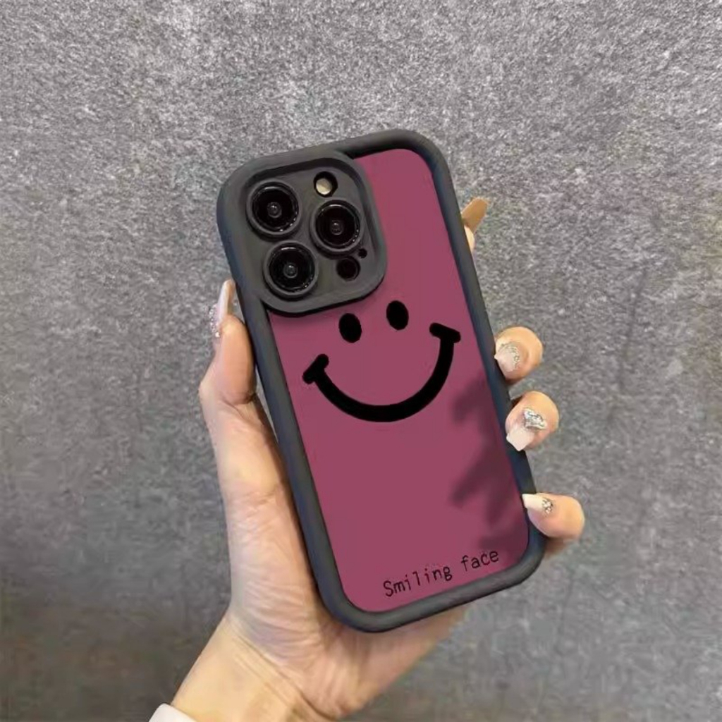 Ốp lưng iPhone Mặt Cười Camera Cạnh Vuông